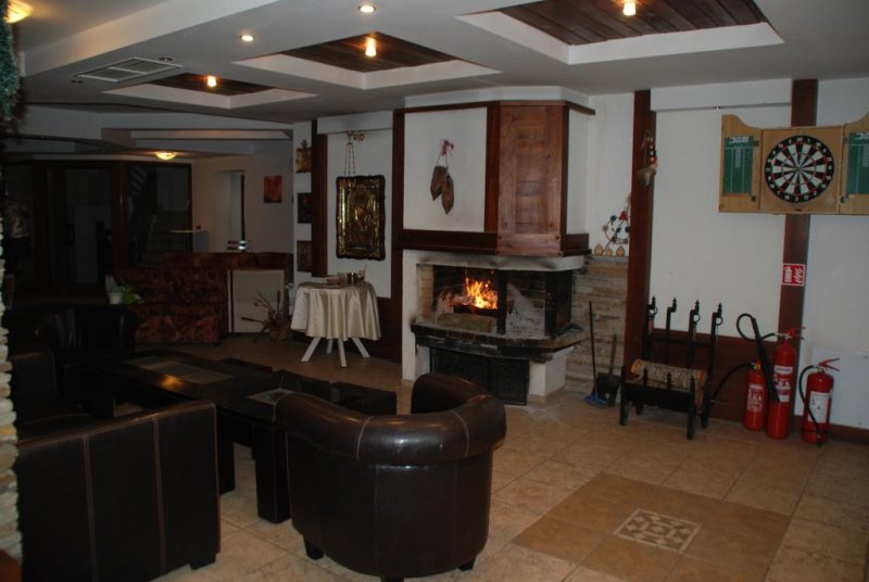 Еделвайс Инн - Снимка 9