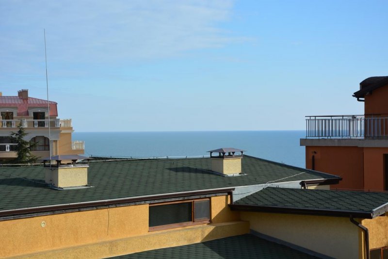 Апартаменти Голдън Хаус - Снимка 1