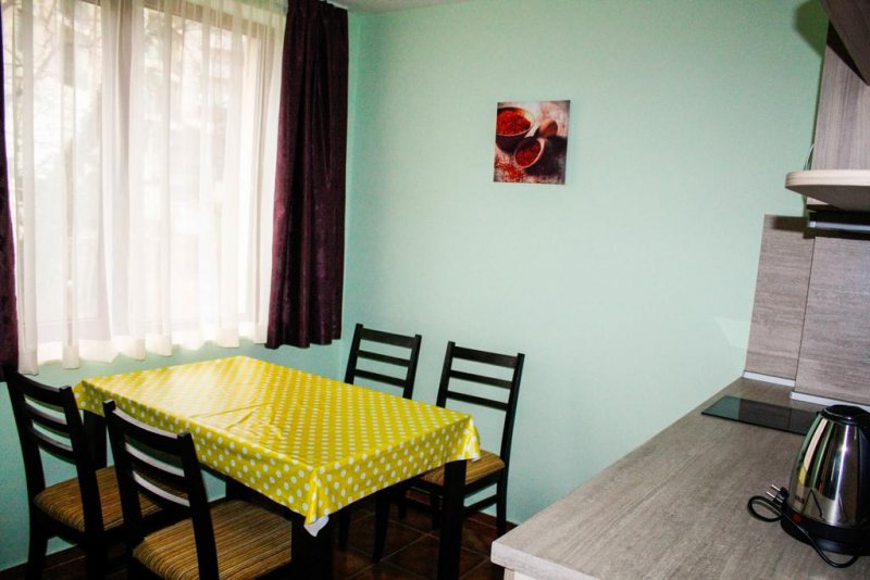 Апартаменти Голдън Хаус - Снимка 5