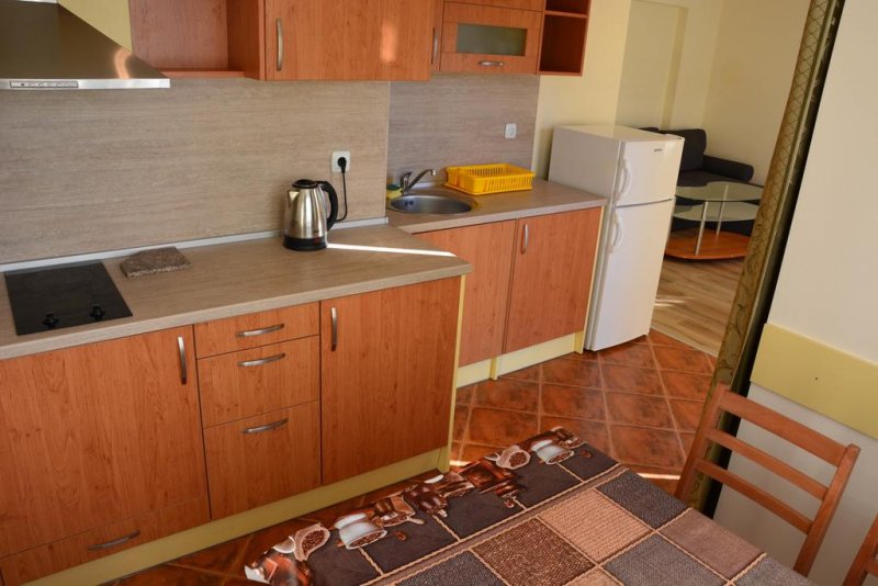 Апартаменти Голдън Хаус - Снимка 3