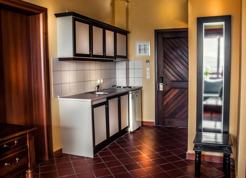 Kallisti Hotel - Снимка 1