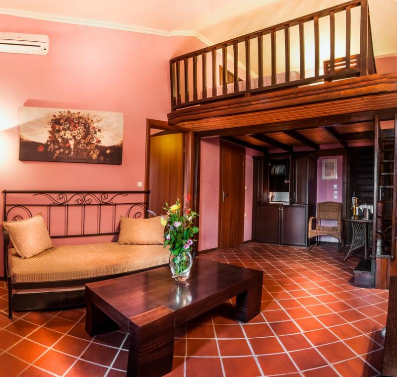 Kallisti Hotel - Снимка 2