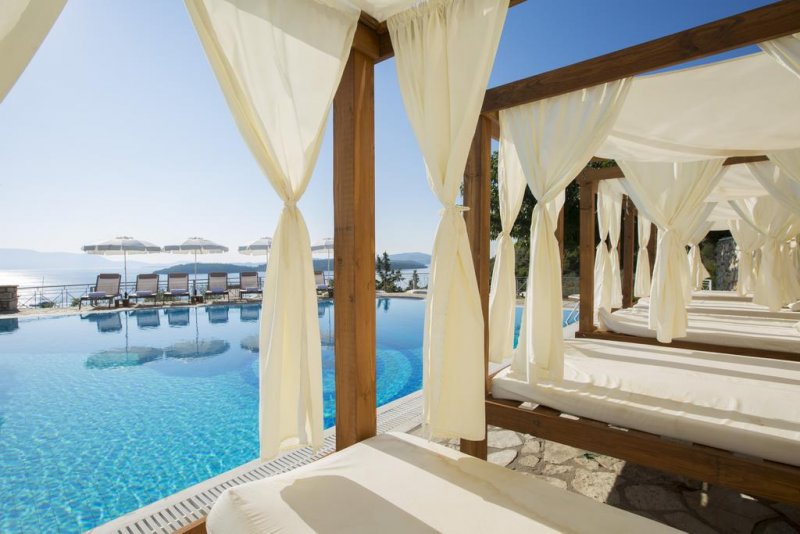 Red Tower Hotel - Снимка 0