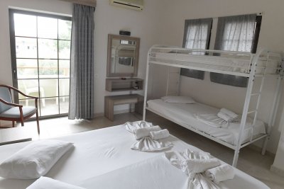 Sithonia Village Hotel - Снимка 7