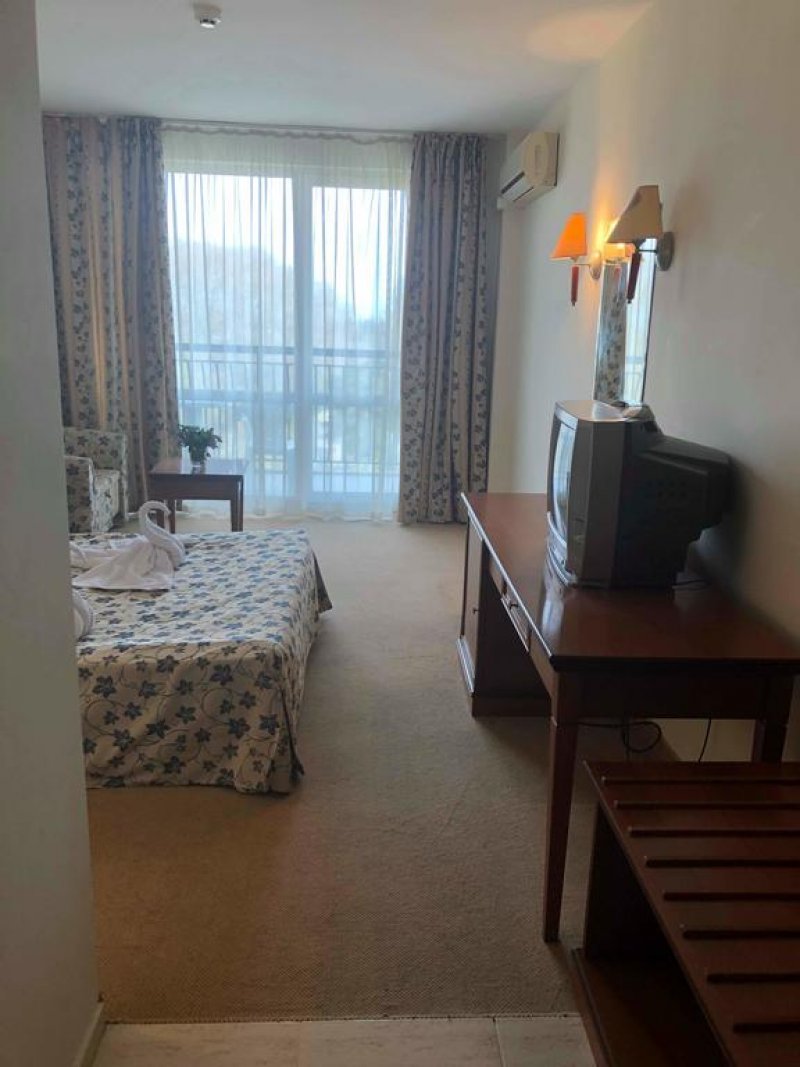 Хотел Йо - Снимка 1