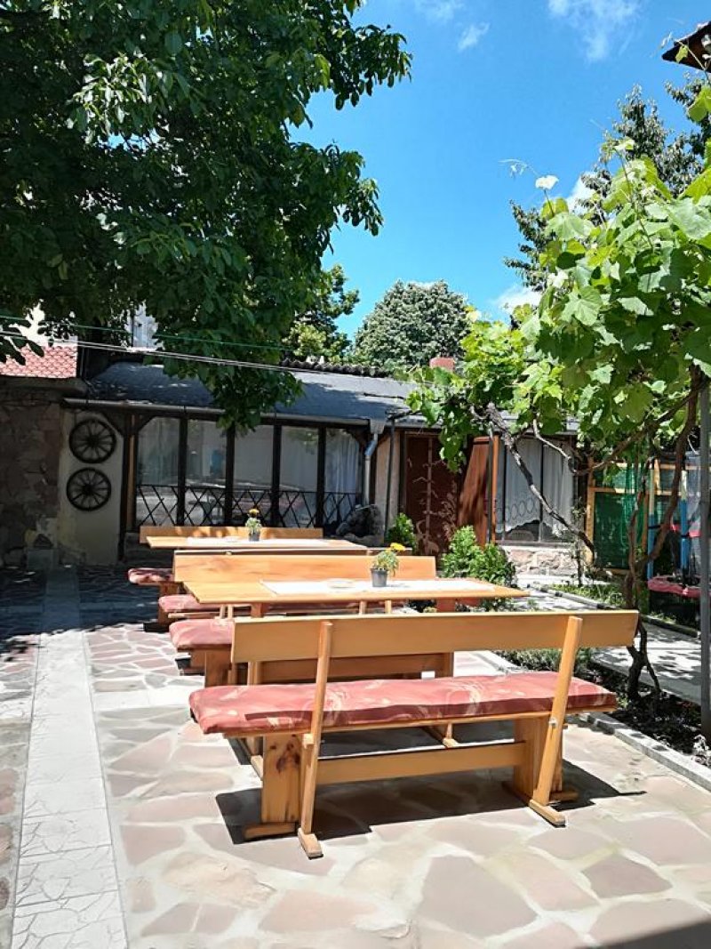 Къща за гости Наталия - Снимка 9