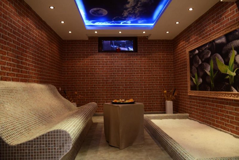 СПА хотел Ивелия - Снимка 1