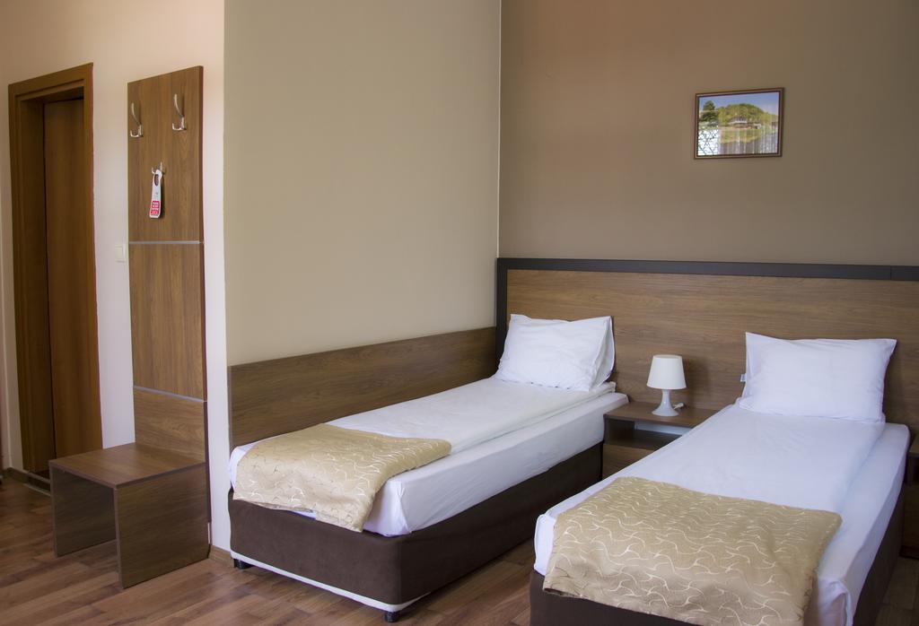 Нощувка на човек със закуска + релакс зона в СПА хотел Ивелия, с. Дъбница, край Огняново - Снимка 22