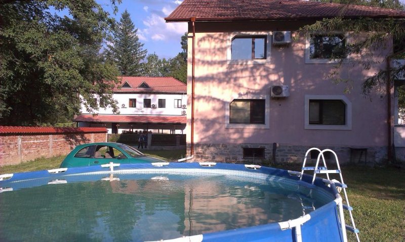 Къща за гости Костина - Снимка 8