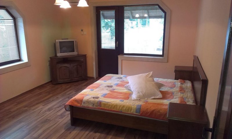 Къща за гости Костина - Снимка 11