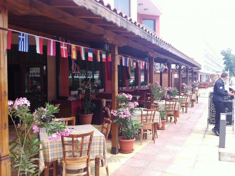 Хотел Маверик - Снимка 8