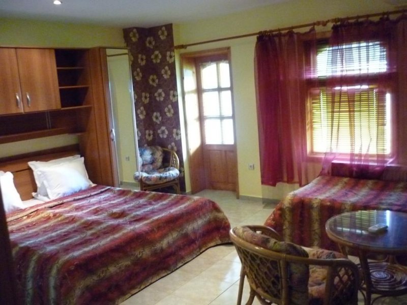 Семеен хотел Свети Георги - Снимка 9