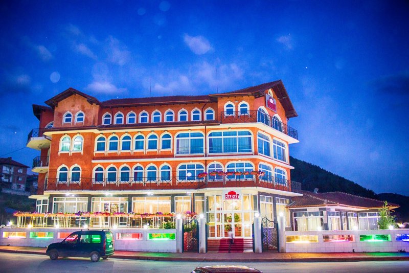 СПА Хотел Сарай - Снимка 0