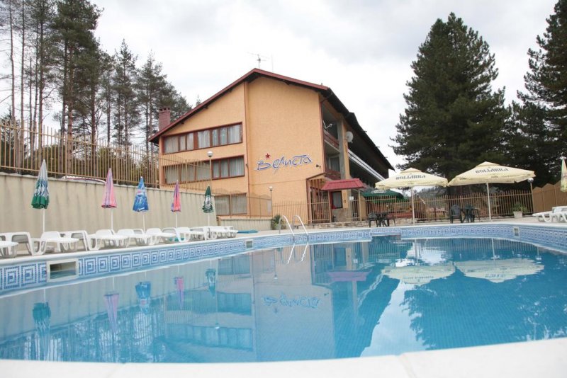 Хотел Велиста - Снимка 0