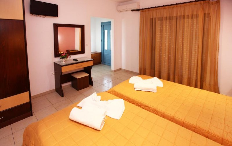 Villa Elia - Снимка 1