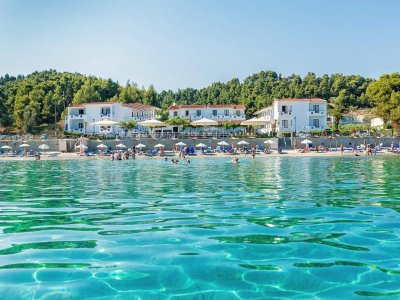 Dolphin Beach Hotel