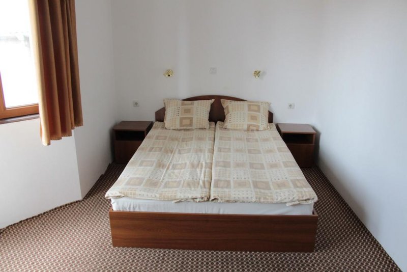 Семеен хотел Елена Лодж - Снимка 11