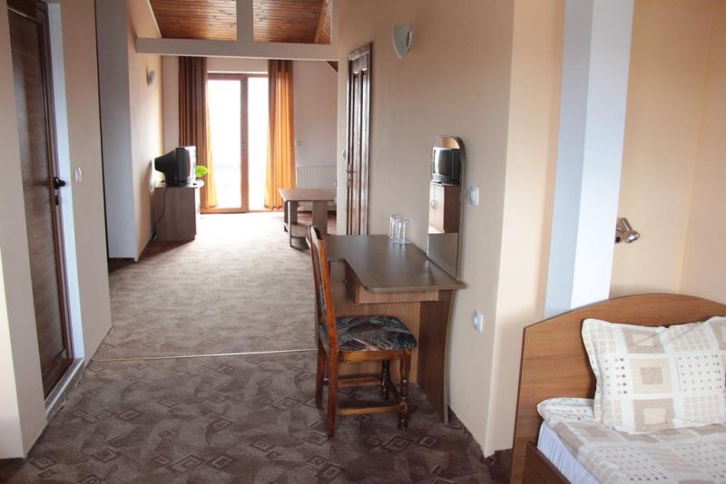 Семеен хотел Елена Лодж - Снимка 9