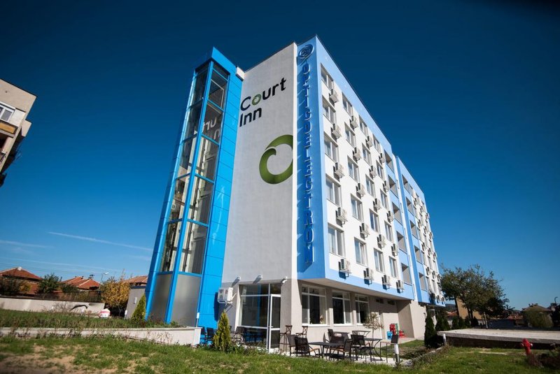 Хотел Корт Ин - Снимка 0