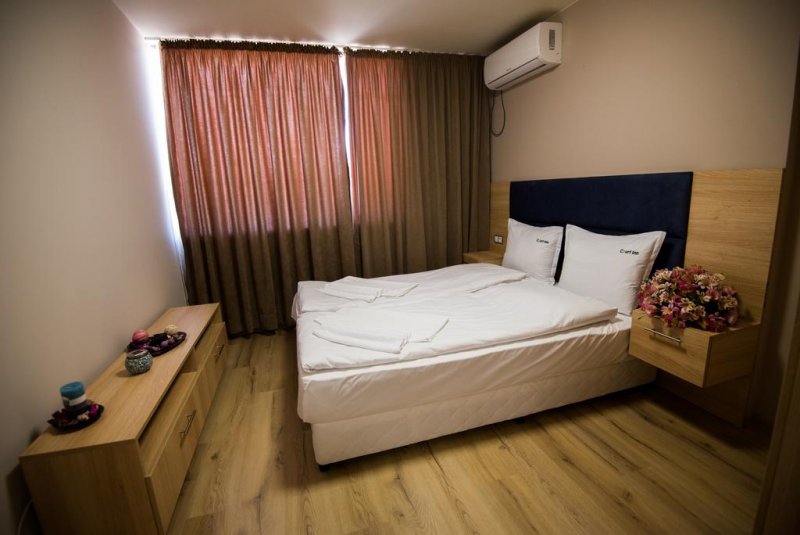 Хотел Корт Ин - Снимка 11