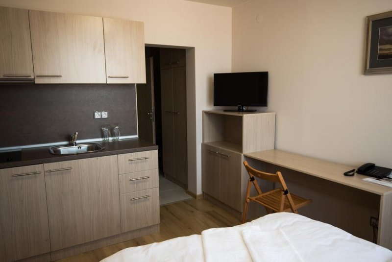 Хотел Корт Ин - Снимка 4