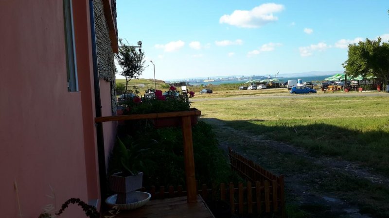 Ваканционна къща Бряста - Снимка 9