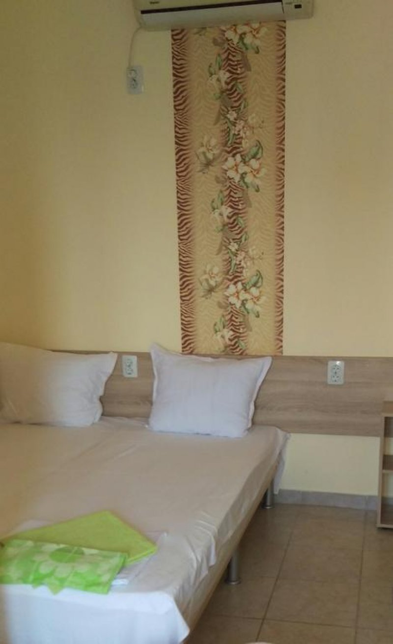 Ваканционна къща Бряста - Снимка 1