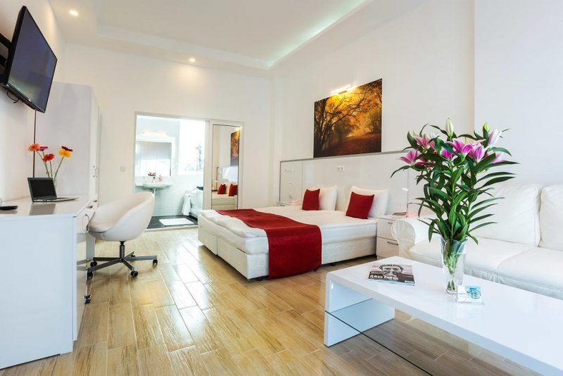 Комплекс Европа - Снимка 9