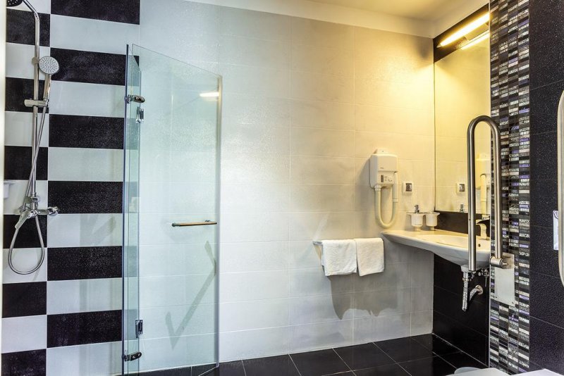 Комплекс Европа - Снимка 1