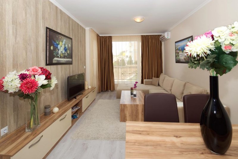 Апартаменти Вила Сардиния - Снимка 11