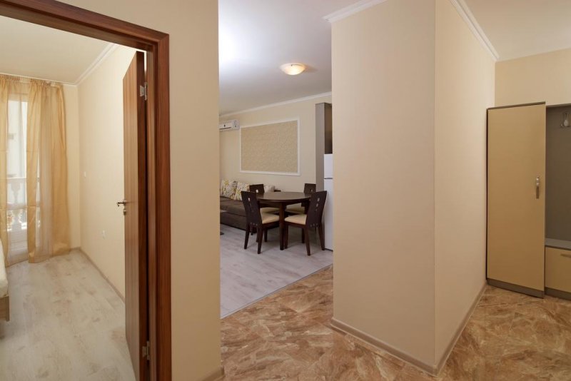 Апартаменти Вила Сардиния - Снимка 3