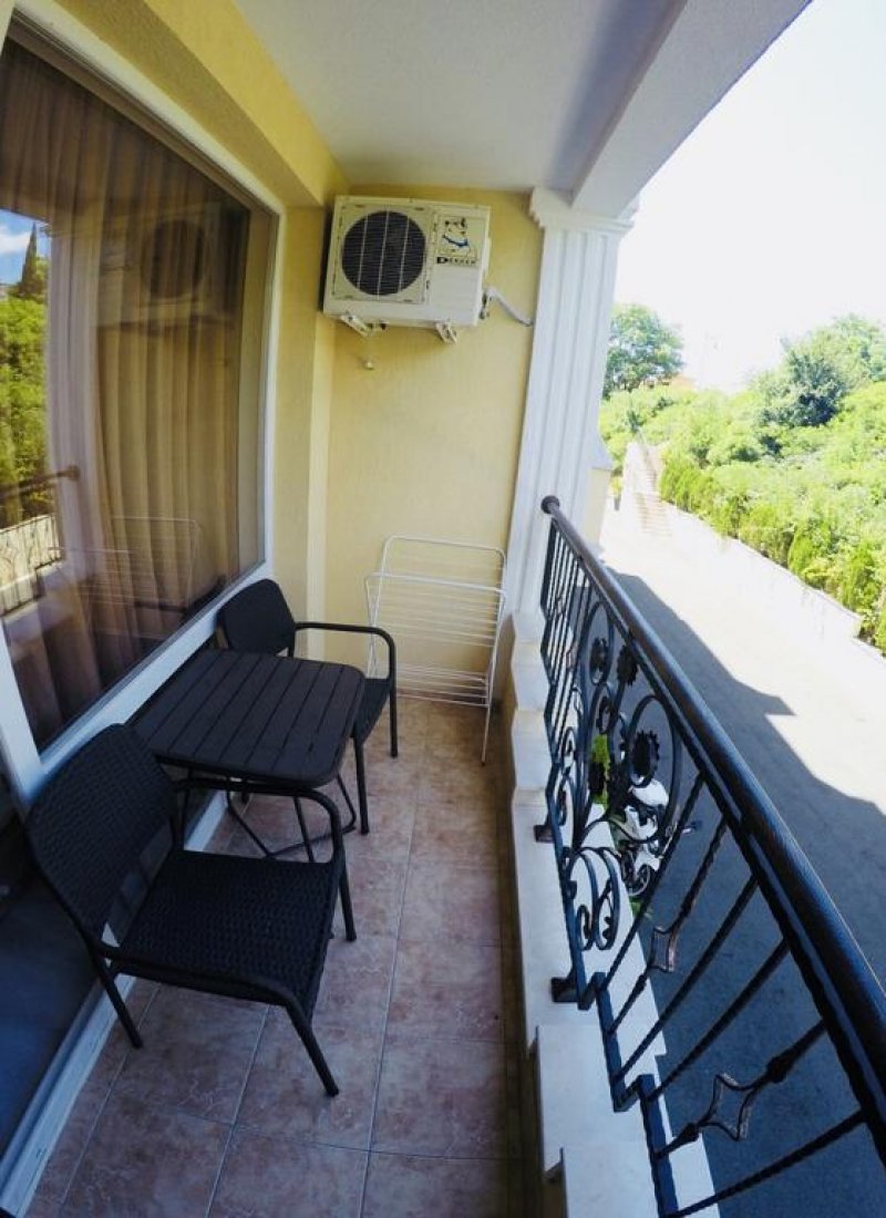 Апартаменти Вила Сардиния - Снимка 2