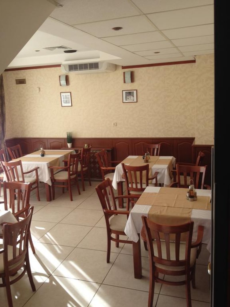 Хотел Елена - Снимка 1