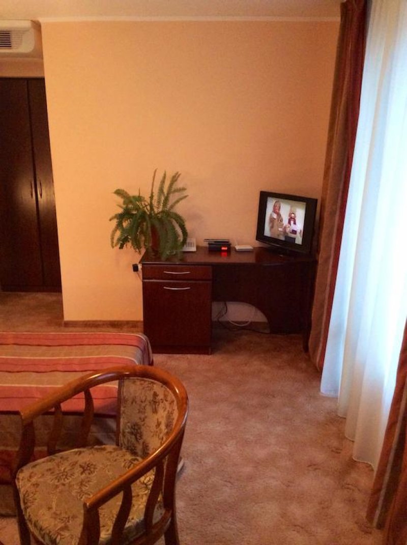 Хотел Елена - Снимка 1