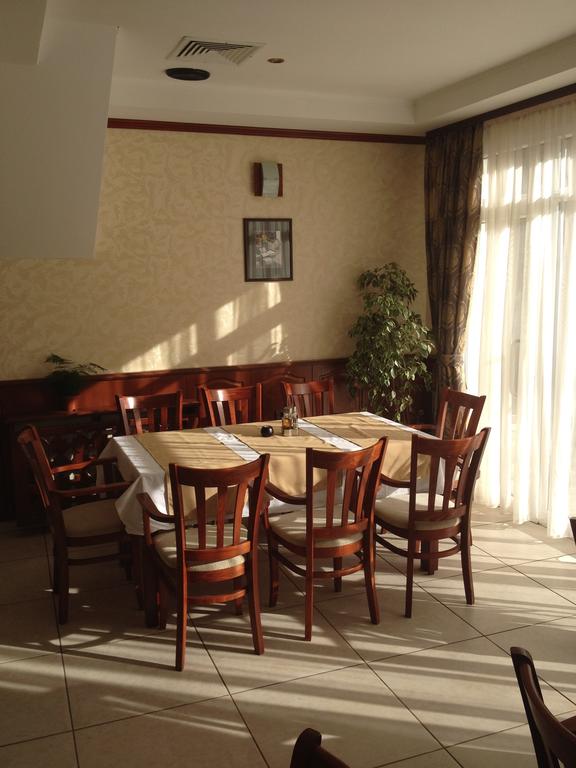 Нощувка със закуска и вечеря* в хотел Елена, Велико Търново - Снимка 13