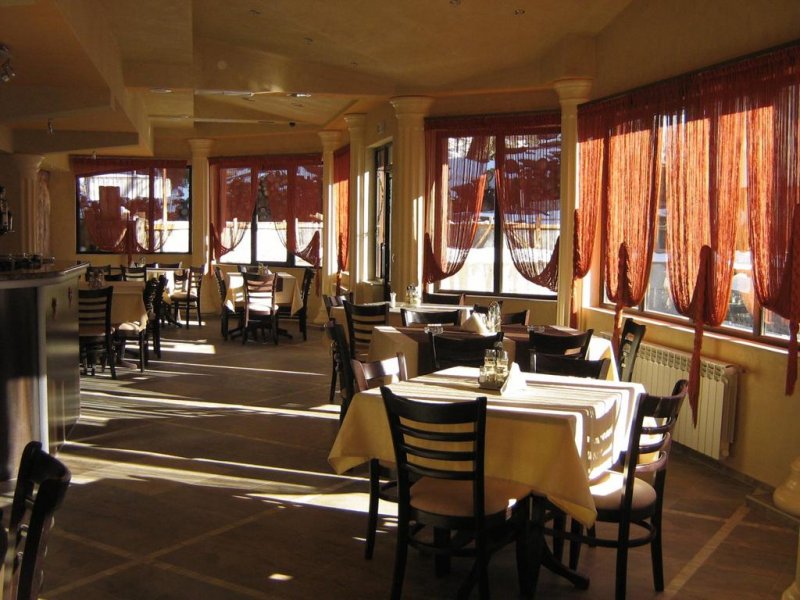 Семеен хотел Йола - Снимка 2