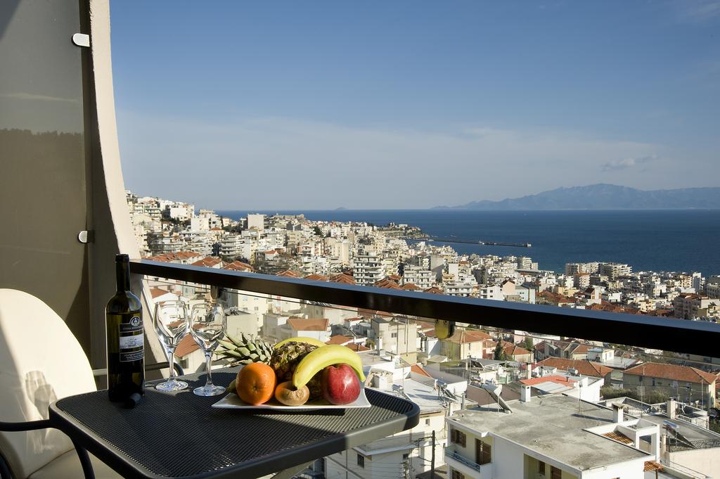 ТОП СЕЗОН в Кавала, Гърция! Нощувка със закуска за двама, трима или четирима в Еgnatia Hotel**** - Снимка 5
