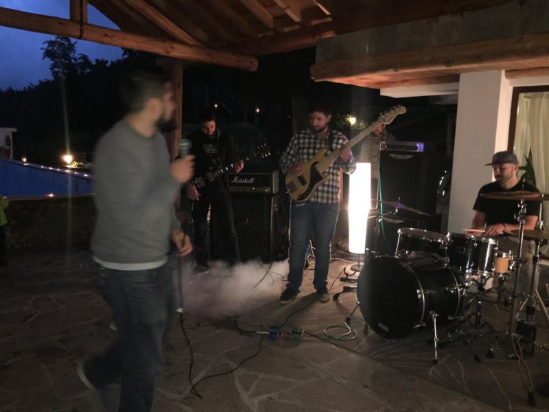 Хотел Тихият Кът - Снимка 1