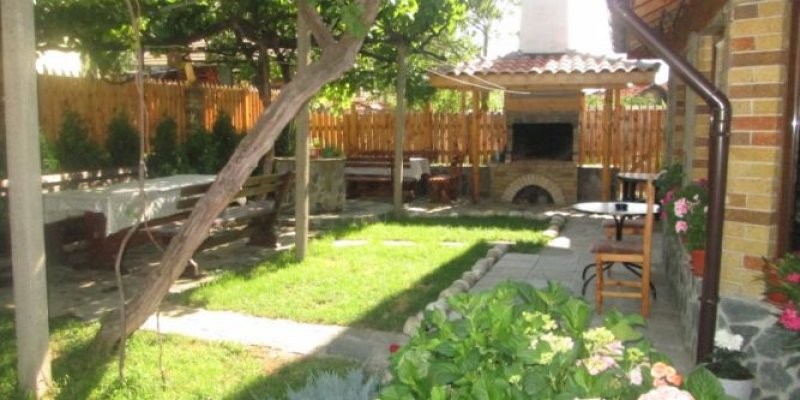 Къща за гости Ставрови - Снимка 2