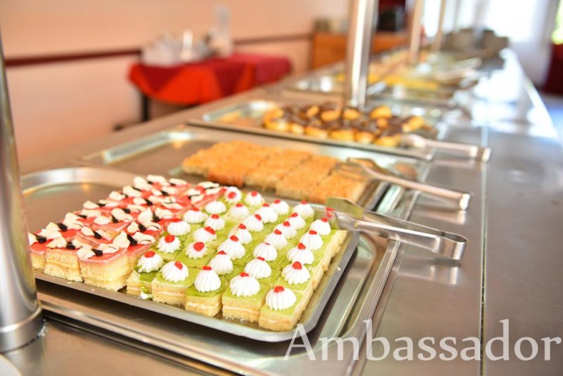 Хотел Амбасадор - Снимка 8