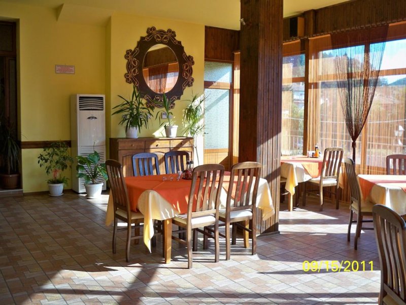 Елени Палас - Снимка 7