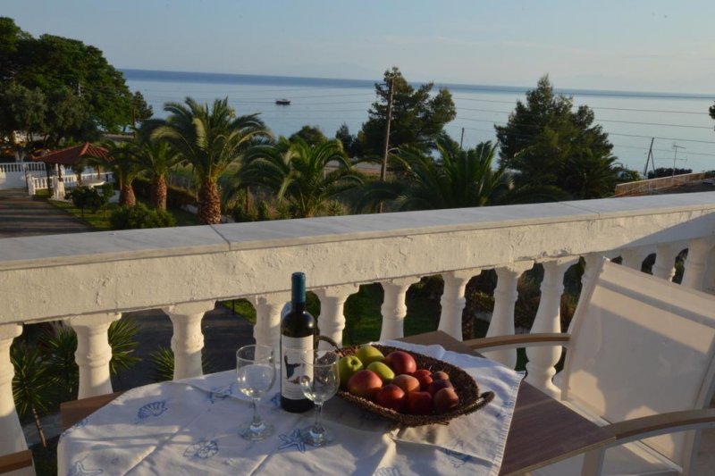 Hotel Paraktio - Снимка 2