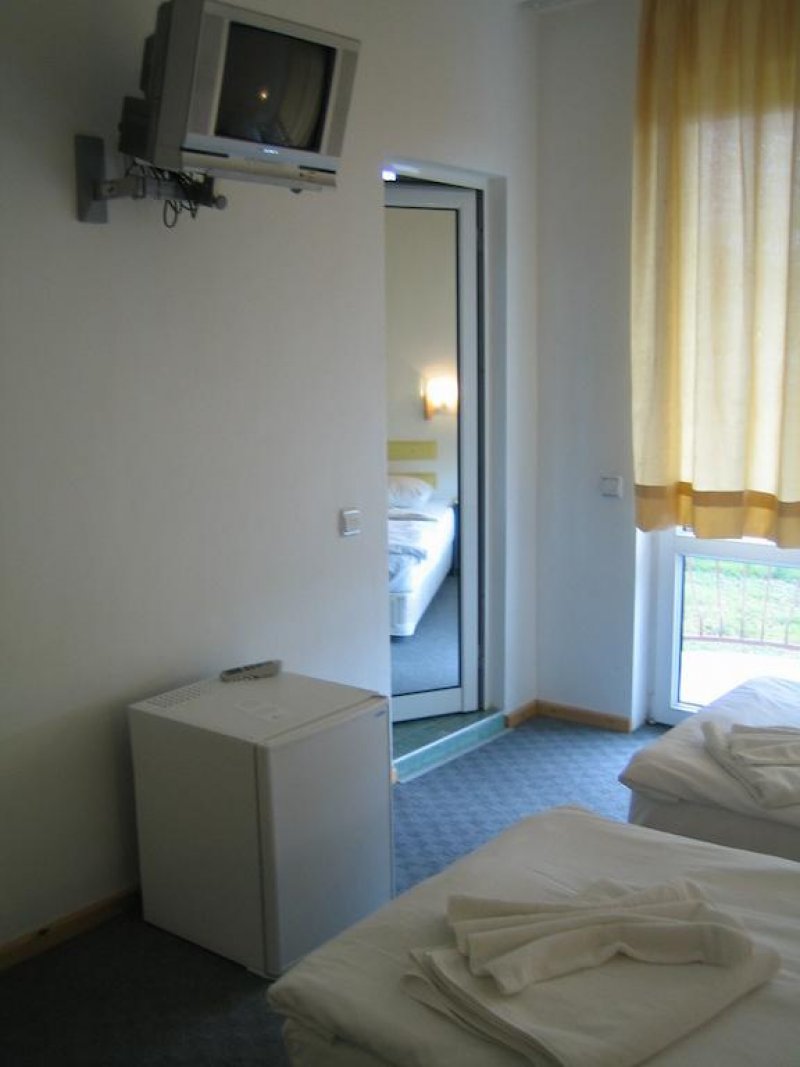 Къща за гости Зара - Снимка 8