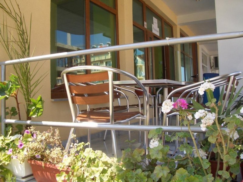 Къща за гости Зара - Снимка 11