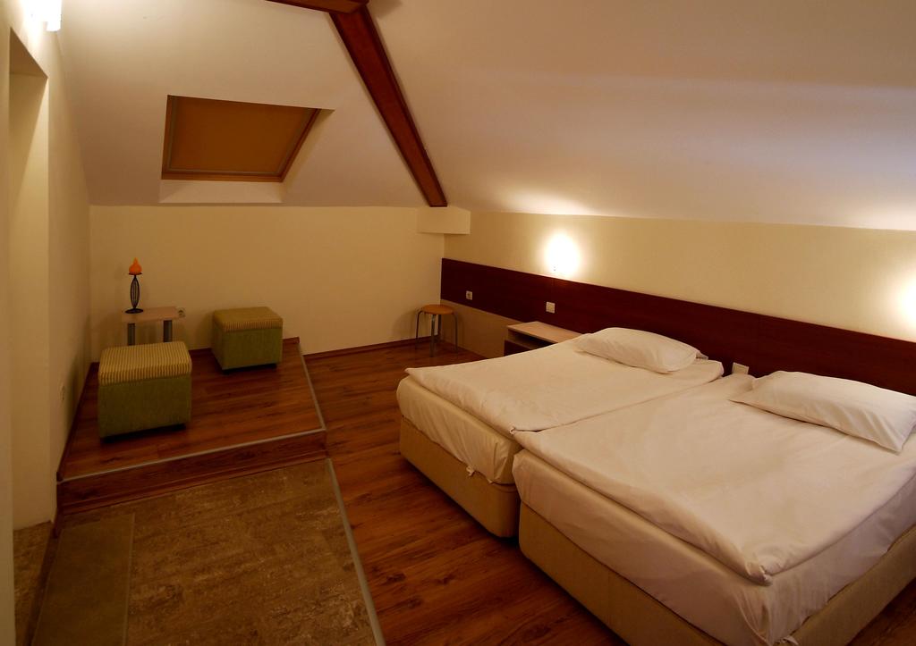 Нощувка на човек в двойна стая или апартамент от хотел Свети Никола, Несебър - Снимка 9