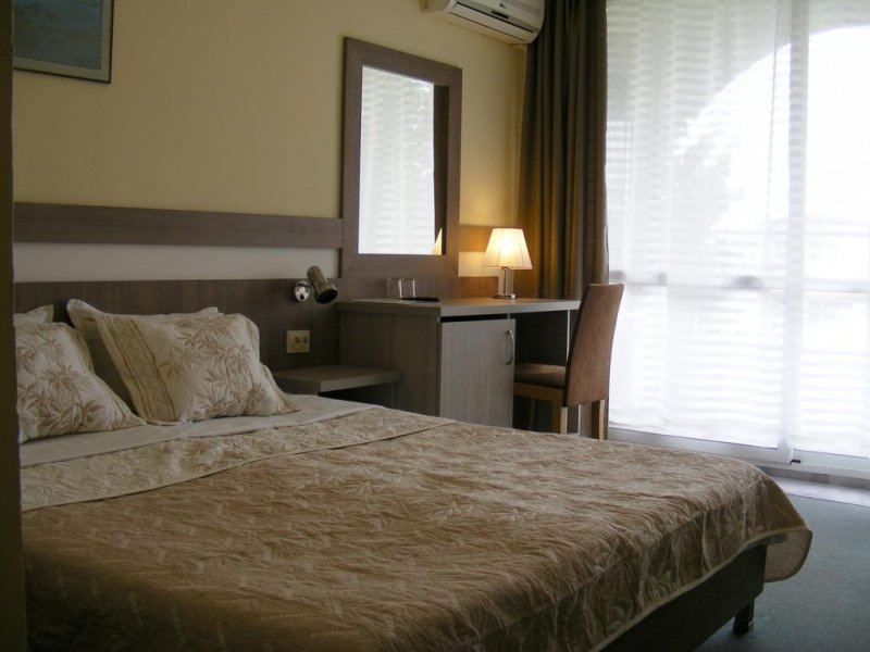 Хотел Наслада  - Снимка 4