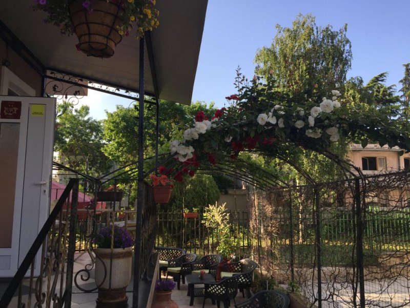 Къща за гости Ивано - Снимка 4