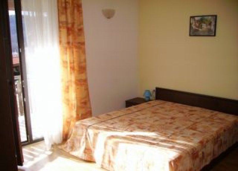 Пресслава ризорт - Снимка 1