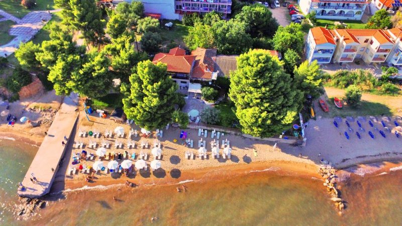 Golden Beach Hotel - Снимка 0