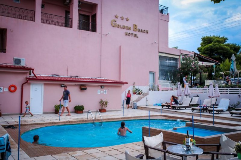 Golden Beach Hotel - Снимка 10